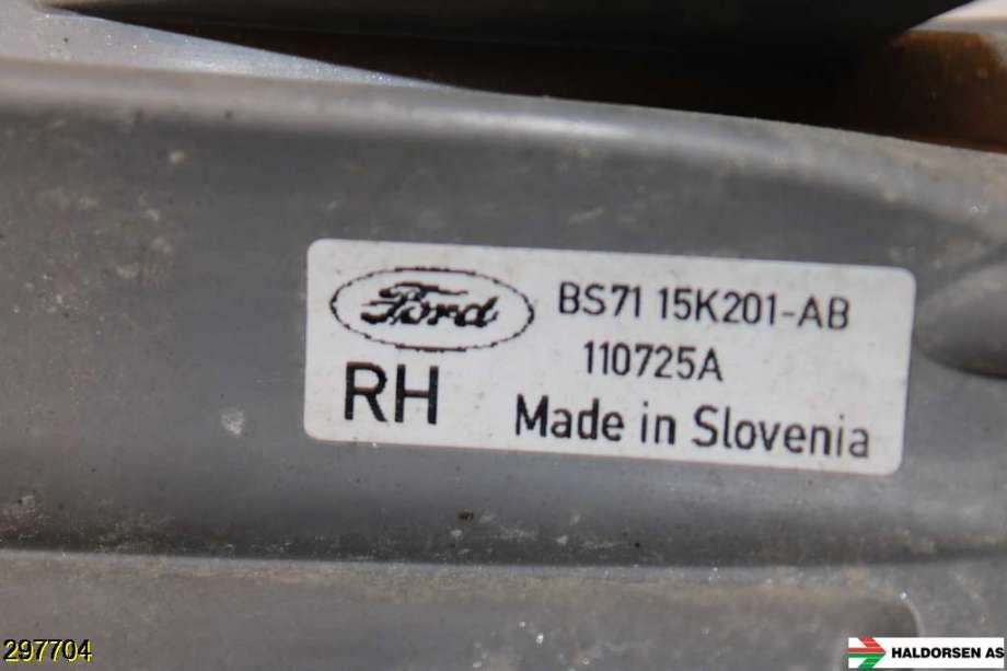 Tåkelykt høyre foran til Ford Mondeo 2011-2014 (Type IV, Fase 2)  (FORD|BS71-15K201-AB|1731475|)