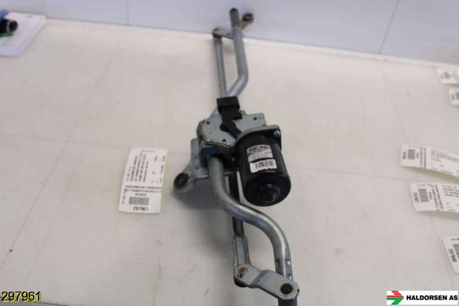 Viskermotor frontrute til VW Transporter / Caravelle 2019-->> (T6.1) (T6.1) (VOLKSWAGEN|7E1 955 113 D|)