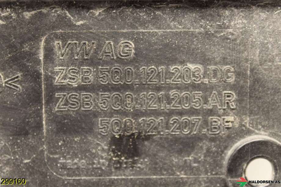 Kjølevifte til VW Passat 2015-2019 (Fase 1) (B8) (B8) (VOLKSWAGEN|5Q0 121 203 DG|)