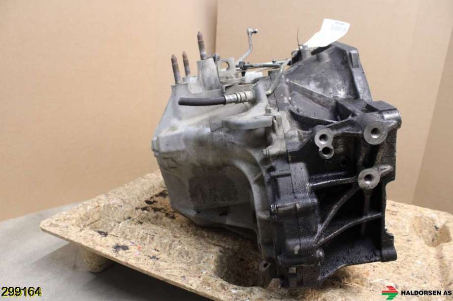 Girkasse manuell 6-trinn til Mitsubishi Outlander 2010-2012 (Type II, Fase 2)  (MITSUBISHI|2500A247|W6MBA-1-RRZC|)
