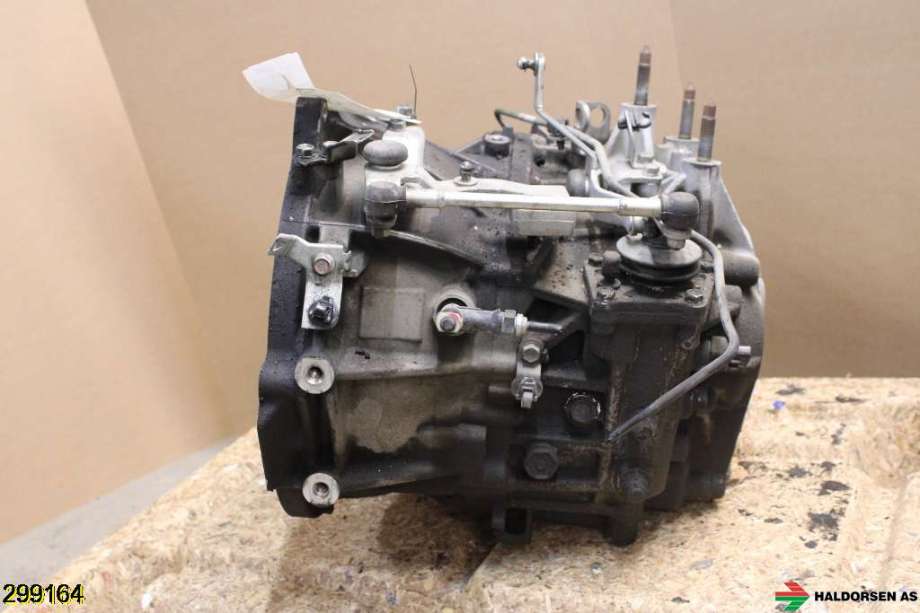 Girkasse manuell 6-trinn til Mitsubishi Outlander 2010-2012 (Type II, Fase 2)  (MITSUBISHI|2500A247|W6MBA-1-RRZC|)