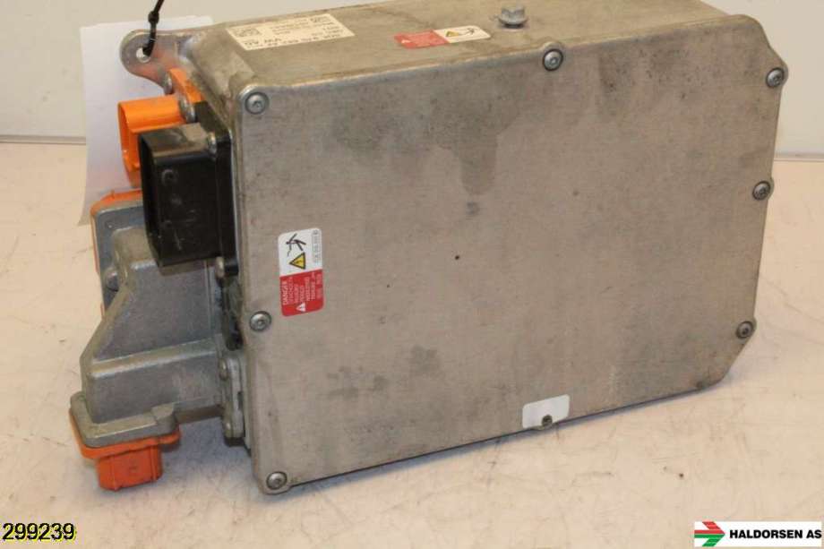 Batterilader (OBC - On Board Charger) til VW Passat 2015-2019 (Fase 1) (B8) (B8) (VOLKSWAGEN|5QE 915 682 BG||5QE 915 682 AF)