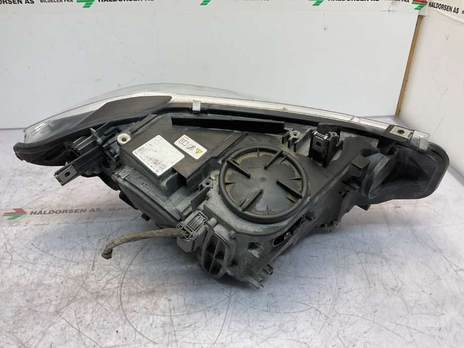 Frontlykt venstre halogen til BMW 4-Serie 2013-2020 (F32/F33/F36) (F32/F33/F36) (BMW|63 11 7 377 843|)