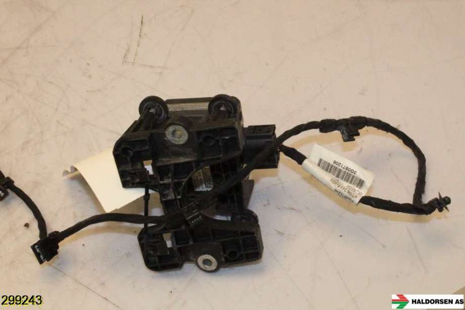 Sensor radar til VW Passat 2015-2019 (Fase 1) (B8) (B8) (VOLKSWAGEN|3Q0 907 561 D|3Q0 907 561 E|)