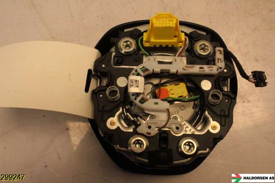 Airbag rattpute til VW Passat 2015-2019 (Fase 1) (B8) (B8) (VOLKSWAGEN|5G0 880 201 S 81U|)