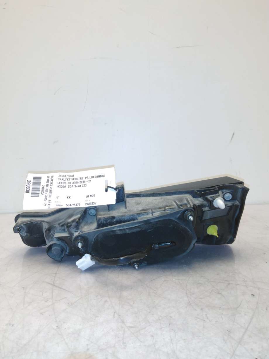 Baklykt venstre indre til Lexus NX 2014-2021 (Type I) (AZ10) (AZ10) (LEXUS|8158478040|)