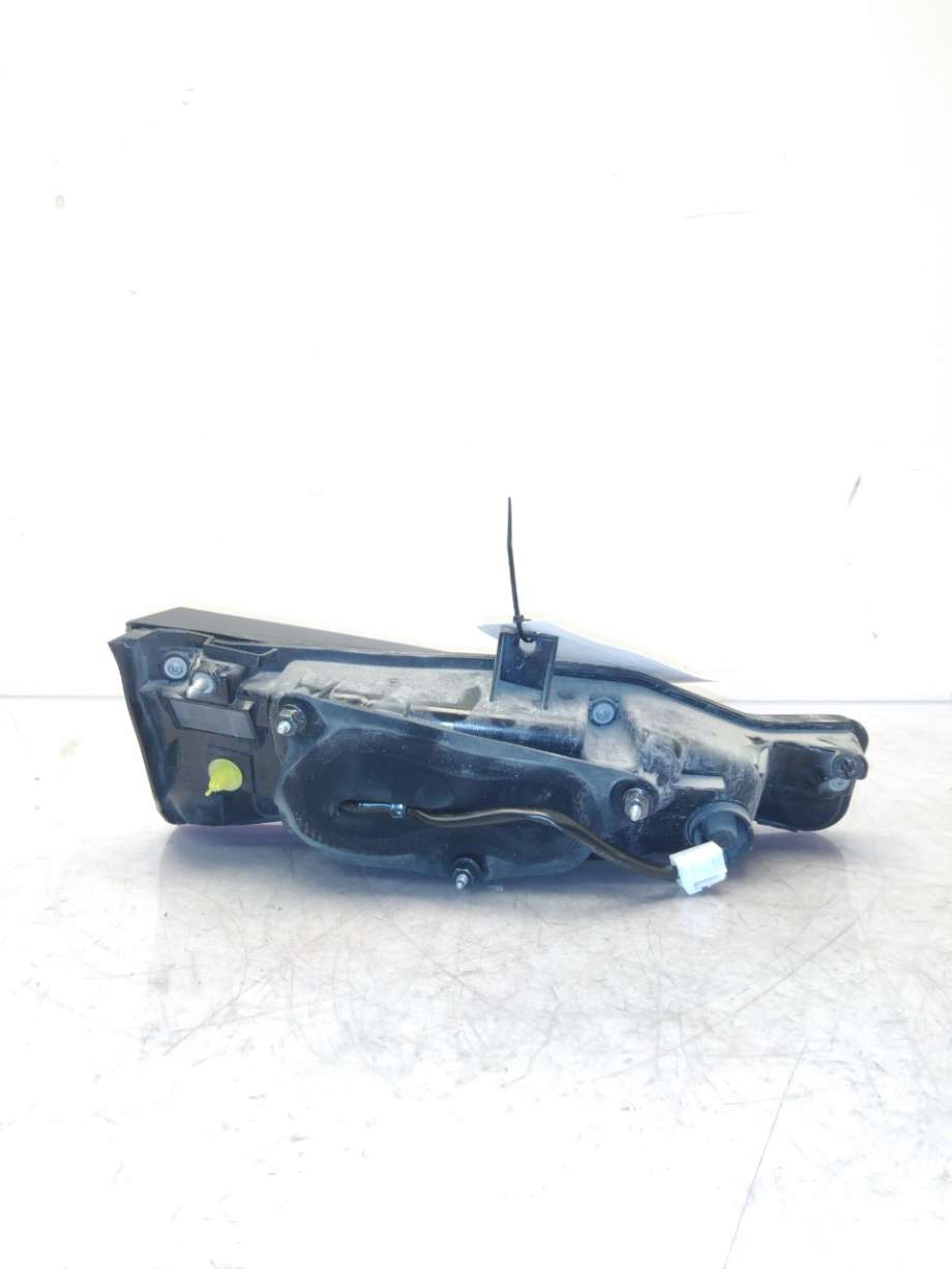 Baklykt høyre indre til Lexus NX 2014-2021 (Type I) (AZ10) (AZ10) (LEXUS|8158078040|)