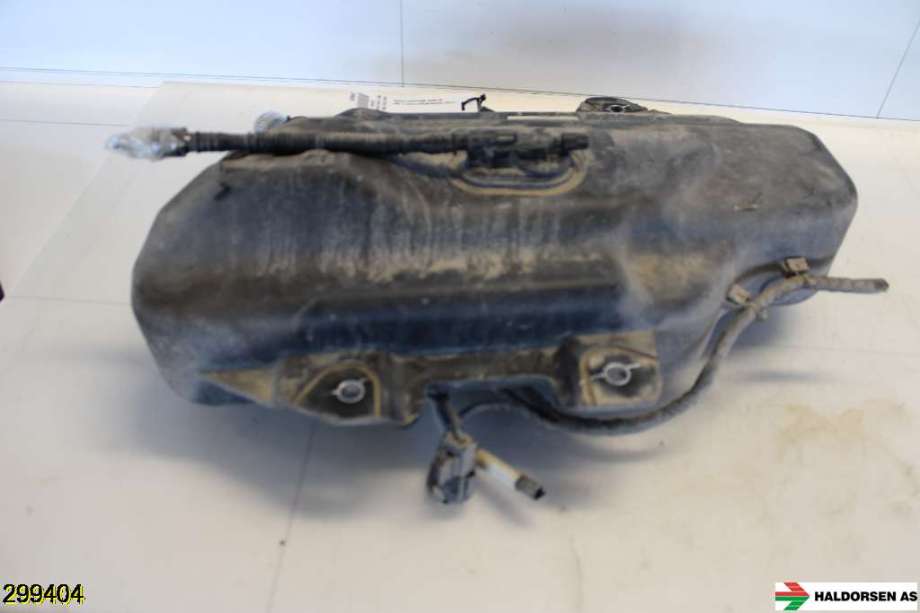 AdBlue tank til Mercedes Vito 2014-->> (W447) (W447) (MERCEDES||A 447 470 01 15)