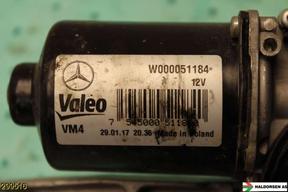 Viskermotor frontrute til Mercedes Vito 2014-->> (W447) (W447) (MERCEDES|A 447 820 00 40|)