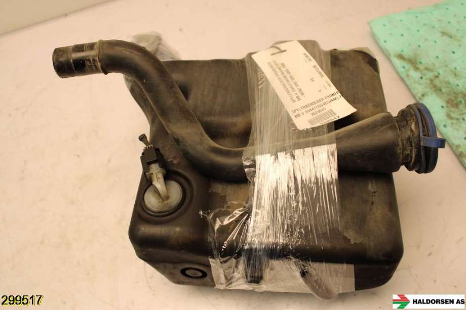 Spylertank til Mercedes Vito 2014-->> (W447) (W447) (MERCEDES|A 000 869 01 00|)