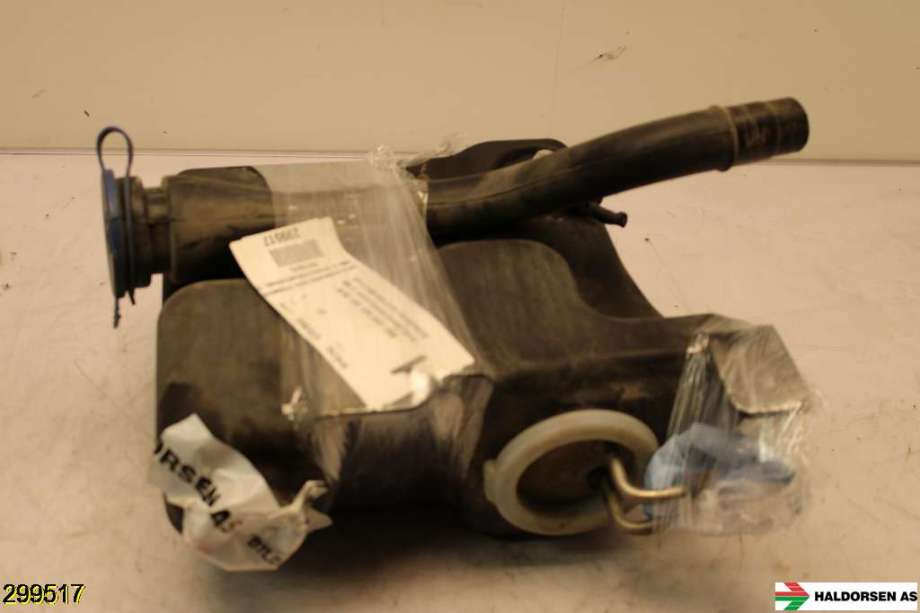Spylertank til Mercedes Vito 2014-->> (W447) (W447) (MERCEDES|A 000 869 01 00|)