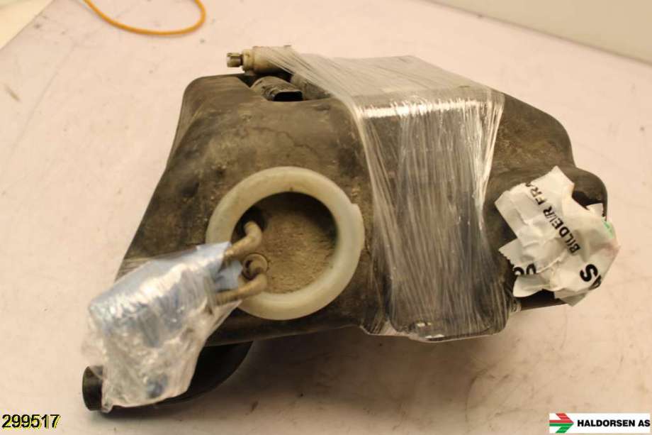 Spylertank til Mercedes Vito 2014-->> (W447) (W447) (MERCEDES|A 000 869 01 00|)