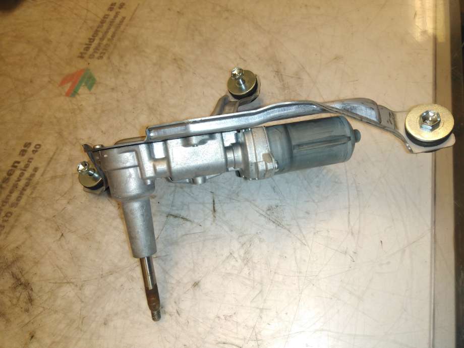 Viskermotor bakrute til Lexus NX 2014-2021 (Type I) (AZ10) (AZ10) (LEXUS|8513078020|)