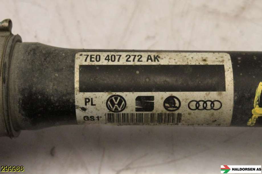 Drivaksel høyre foran til VW Transporter / Caravelle 2015-2019 (T6) (T6) (VOLKSWAGEN|7E0 407 452 PX|7E0 407 272 AK|)