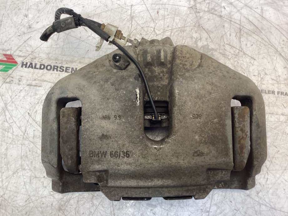 Bremsecaliper venstre foran til BMW 7-Serie 2009-2015 (F01/F02/F03/F04) (F01/F02/F03/F04) (BMW|34 11 6 786 817|)