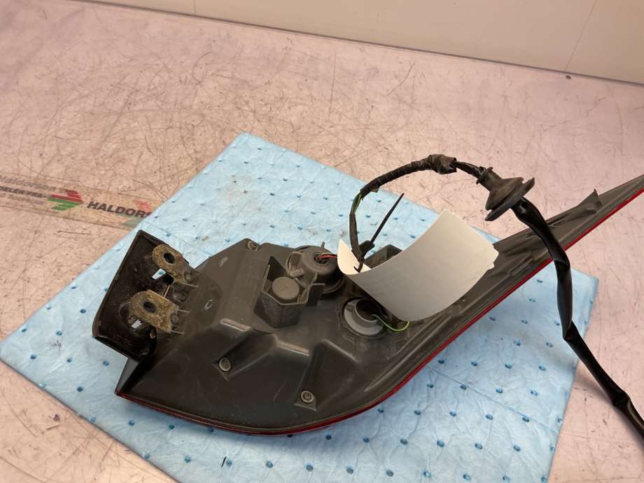 Baklykt høyre til Lexus IS 2013-2020 (Type III) (XE30) (XE30) (LEXUS|8155153280|)
