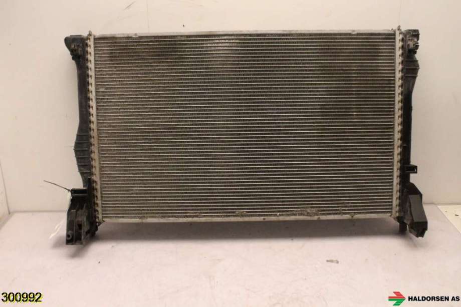 Radiator (automat gir) til Mercedes Vito 2014-->> (W447) (W447) (MERCEDES|A 447 501 00 01|)