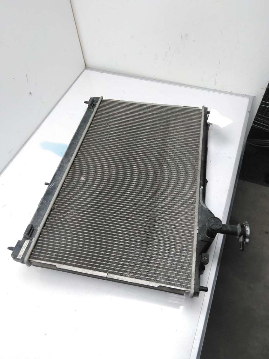 Radiator (automat gir) til Mitsubishi Outlander 2012-2015 (Type III, Fase 1)  (MITSUBISHI|1350A637|)