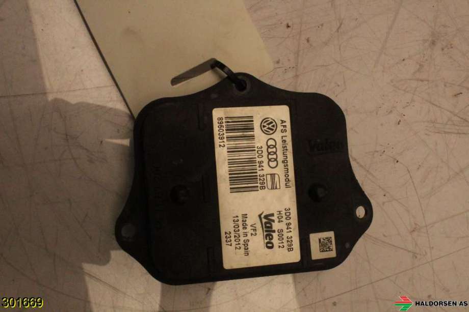 Styreenhet xenon/ballast til VW Passat 2011-2015 (B7) (B7) (VOLKSWAGEN|3D0 941 329 A|)