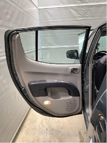 Dør venstre bak til Mitsubishi L200 2006-2015 (Type IV)  (MITSUBISHI|5730A203|)