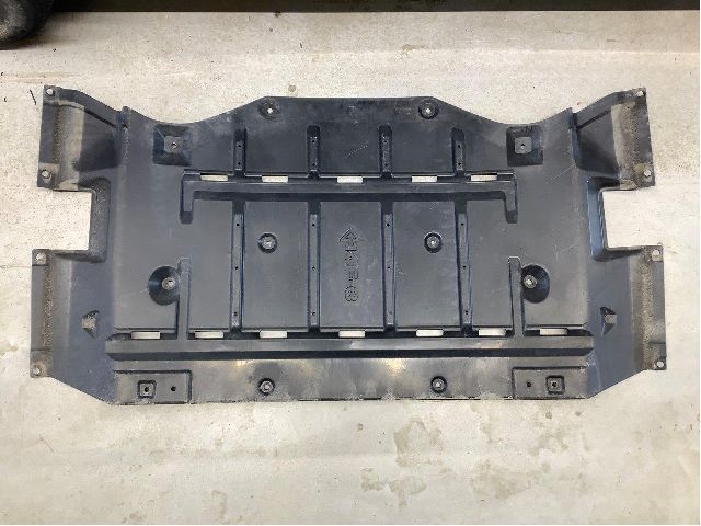 Motorplate under motor til Nissan E-NV200 2014-->>  (NISSAN|748N24FA0B|)