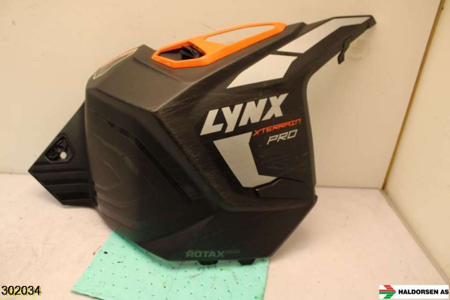 MC, Kåpe, høyre til Snøscooter Lynx øvrige, 0-->>  (XTERRAIN PRO 60|)