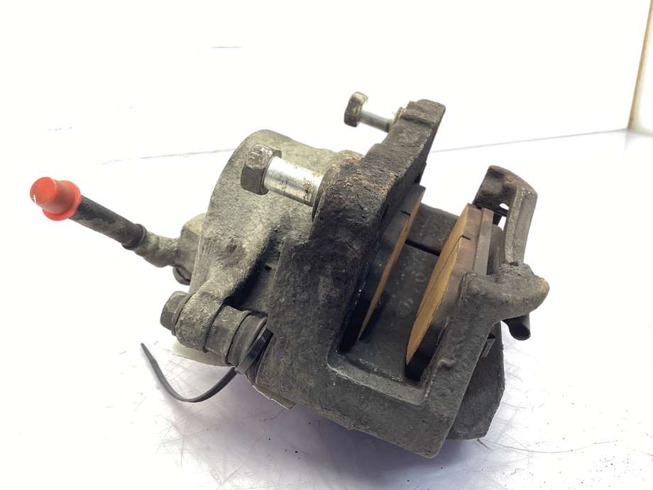 Bremsecaliper høyre foran til Toyota Hiace 2007-2012 (Fase 3)  (TOYOTA|47730-26132|)