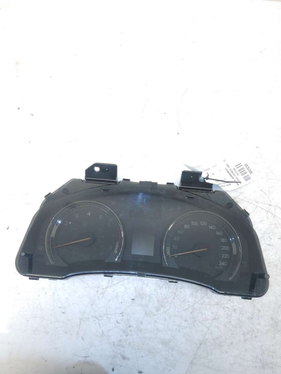 Instrumentpanel til Toyota Avensis 2009-2015 (Type III, Fase 1) (TOYOTA|)