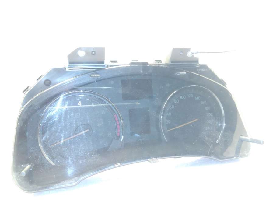 Instrumentpanel til Toyota Avensis 2009-2015 (Type III, Fase 1) (TOYOTA|)