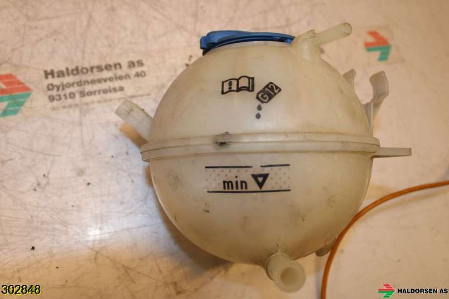 Ekspansjonstank til VW Touran 2010-2015 (Type I, Fase 3)  (VOLKSWAGEN|1K0 121 407 A|)