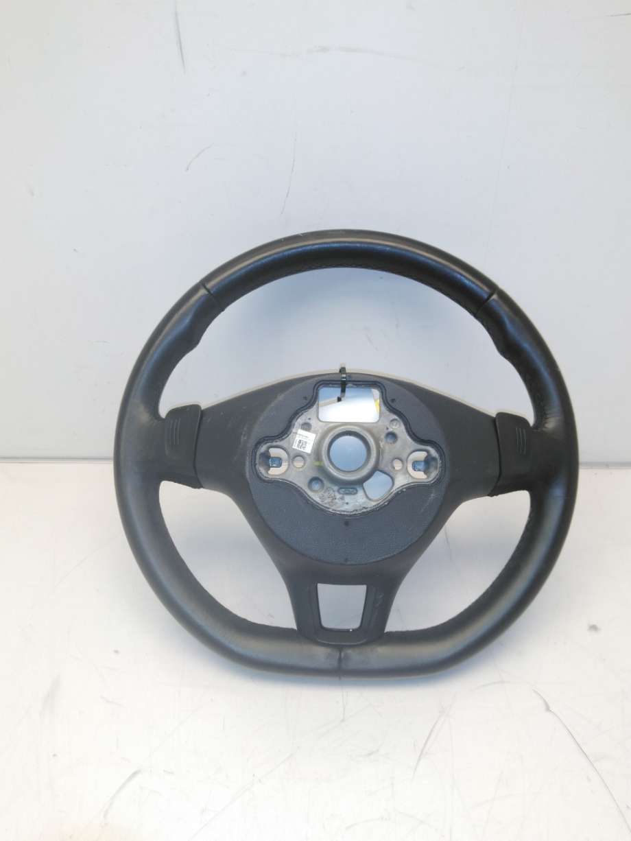Ratt til VW Passat 2015-2019 (Fase 1) (B8) (B8) (VOLKSWAGEN|5G0 419 091 GD E74|)