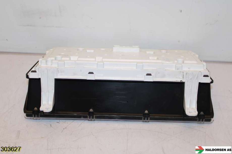 Instrumentpanel til Toyota Hiace 2007-2012 (Fase 3)  (TOYOTA|)