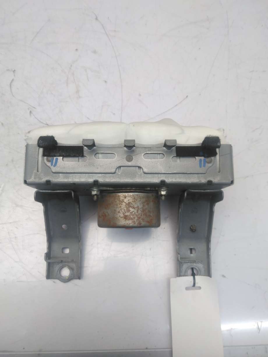 Airbag passasjer til Toyota Hilux 2006-2011 (TOYOTA|739700K021B0|)