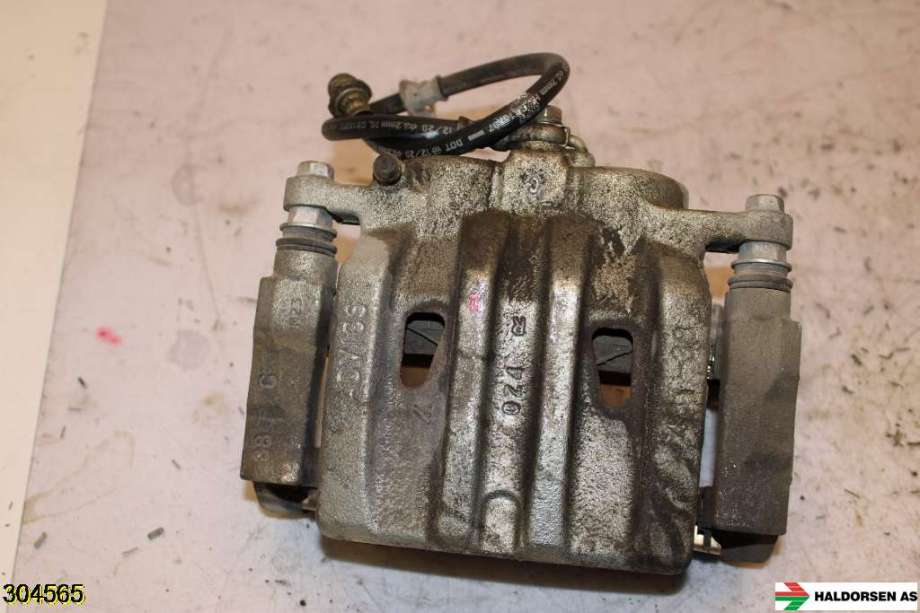 Bremsecaliper høyre foran til Toyota RAV4 2019-->> (Type V)  (TOYOTA|4773048200|)