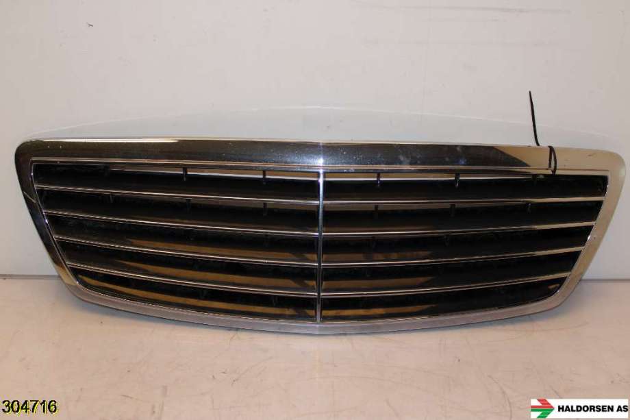 Grill til Mercedes S-Klasse 1999-2005 (W220) (W220) (MERCEDES|A 220 880 05 83|)