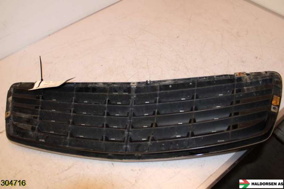 Grill til Mercedes S-Klasse 1999-2005 (W220) (W220) (MERCEDES|A 220 880 05 83|)