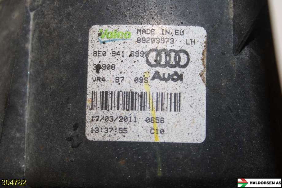 Tåkelykt venstre foran til Audi A3 2009-2012 (Type II, Fase 2)  (AUDI|8E0 941 699 E|)