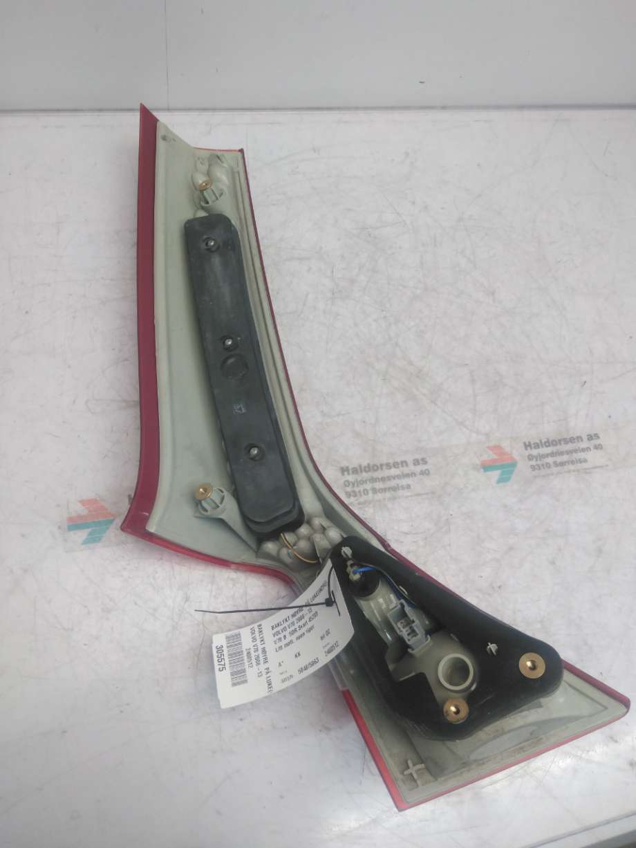 Baklykt høyre indre til Volvo V70 2007-2013 (Type III, Fase 1)  (VOLVO|)