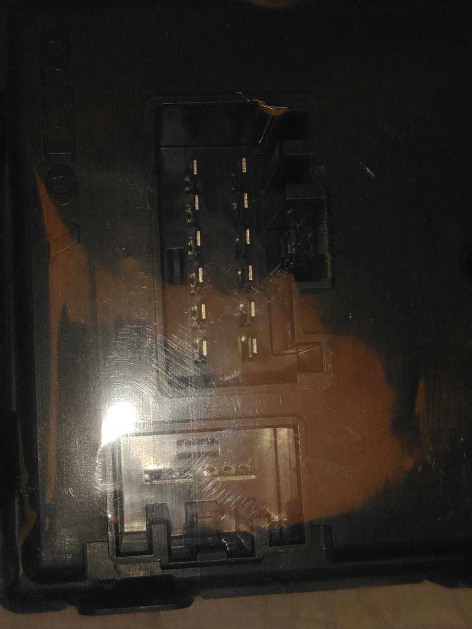 Styreenhet hengerfeste til Volvo V70 2007-2013 (Type III, Fase 1)  (VOLVO|31350479|)