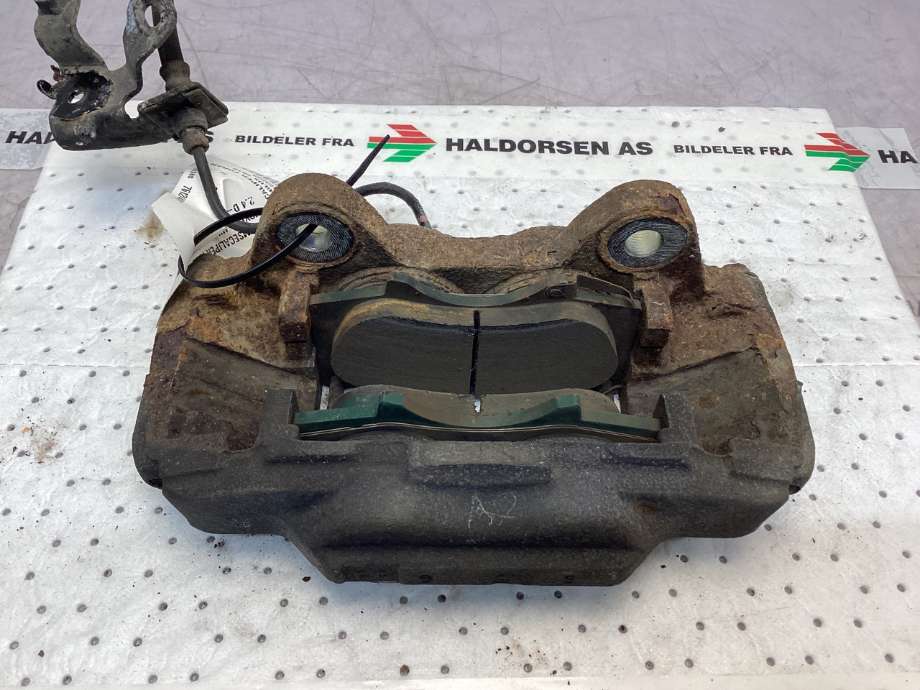 Bremsecaliper høyre foran til Toyota Hilux 2016-2020  (TOYOTA|0177GUN126FRH|)