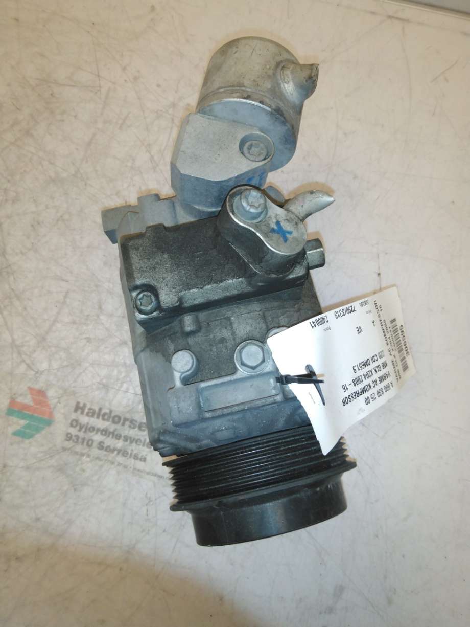Aircondition kompressor til Mercedes GLK 2008-2015 (X204) (X204) (MERCEDES|A 000 830 25 00|)