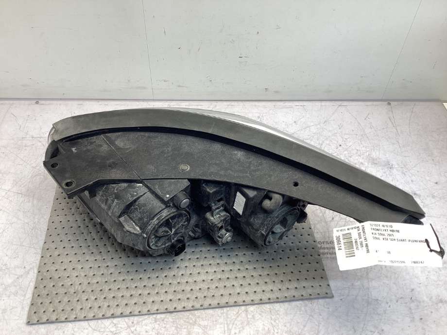 Frontlykt høyre halogen til Kia Soul 2014-2019 (Type II)  (KIA|92102E 40101D|)