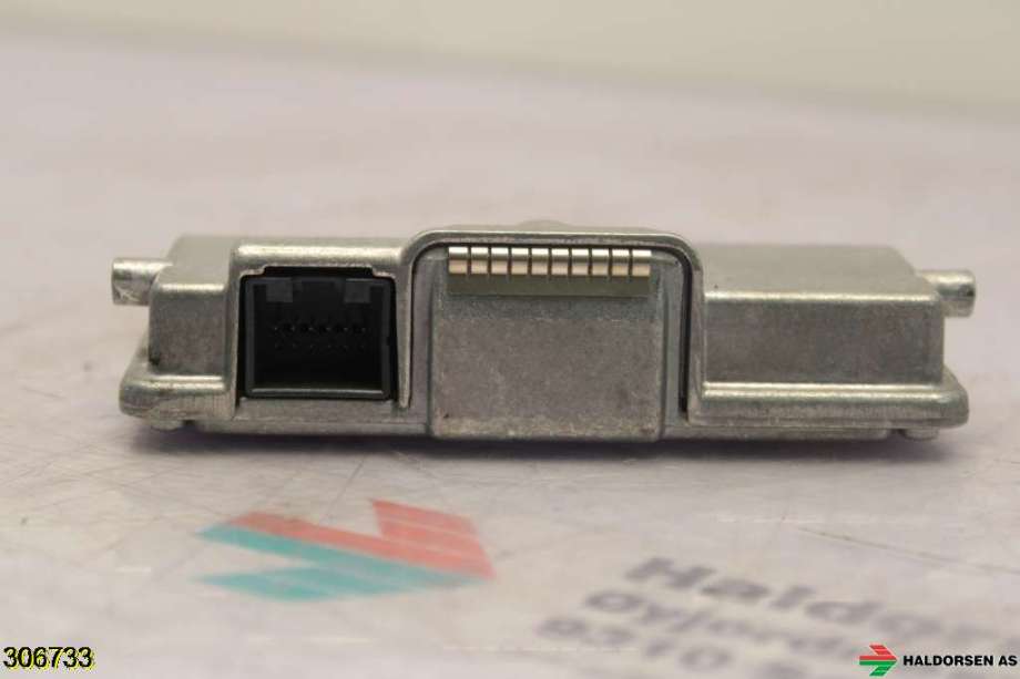 Sensor radar til VW Passat 2015-2019 (Fase 1) (B8) (B8) (VOLKSWAGEN|3Q0 980 653 F|)