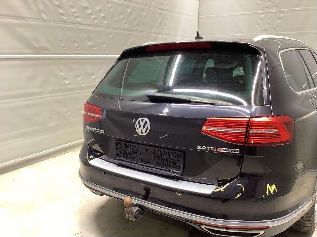 Bakluke til VW Passat 2015-2019 (Fase 1) (B8) (B8) (VOLKSWAGEN|3G9 827 025|)