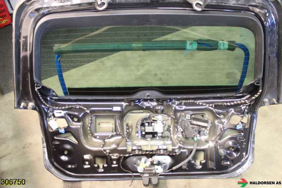 Bakluke til VW Passat 2015-2019 (Fase 1) (B8) (B8) (VOLKSWAGEN|3G9 827 025|)