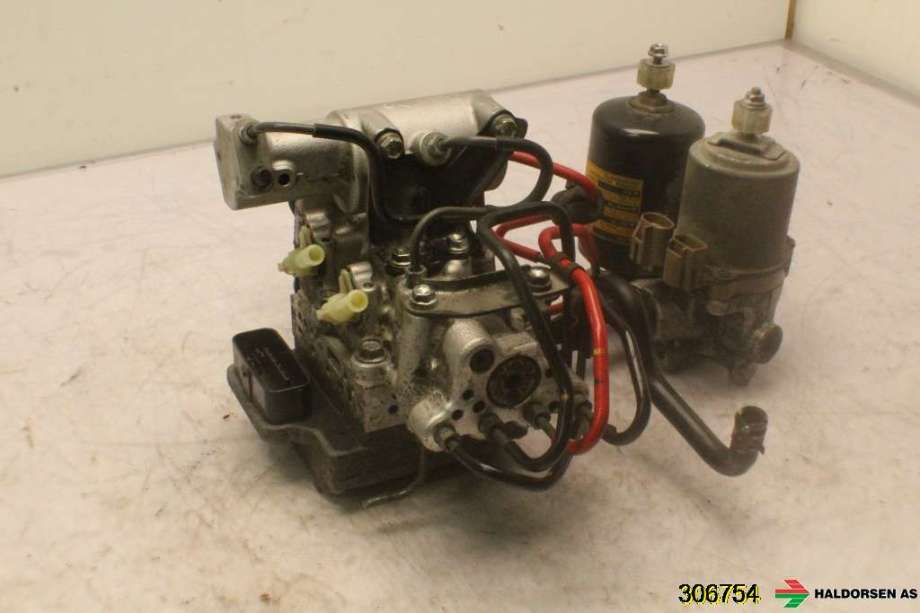 ABS sentral til Toyota Auris 2013-2015 (Type II, Fase 1)  (TOYOTA|4707012020|)