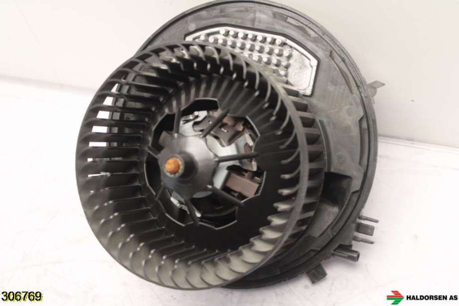 Varmeapparat motor til VW Passat 2015-2019 (Fase 1) (B8) (B8) (VOLKSWAGEN|3Q1 819 021|)