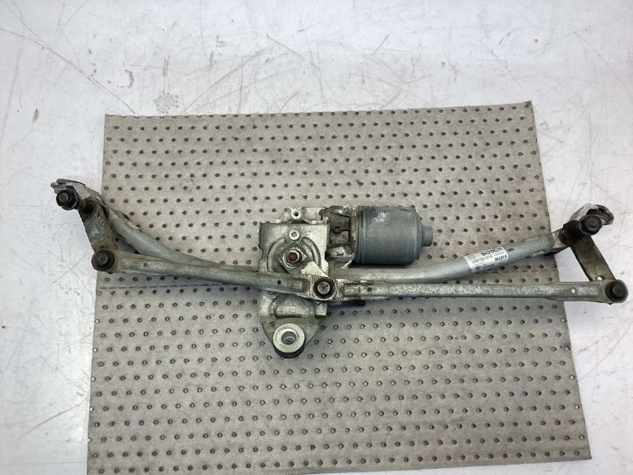 Viskermotor frontrute til BMW X3 2010-2017 (F25) (F25) (BMW|61 61 5 A3E DC5|)