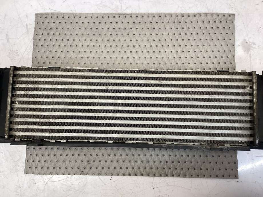 Intercooler til BMW X3 2010-2017 (F25) (F25) (BMW|17 51 7 823 570|)