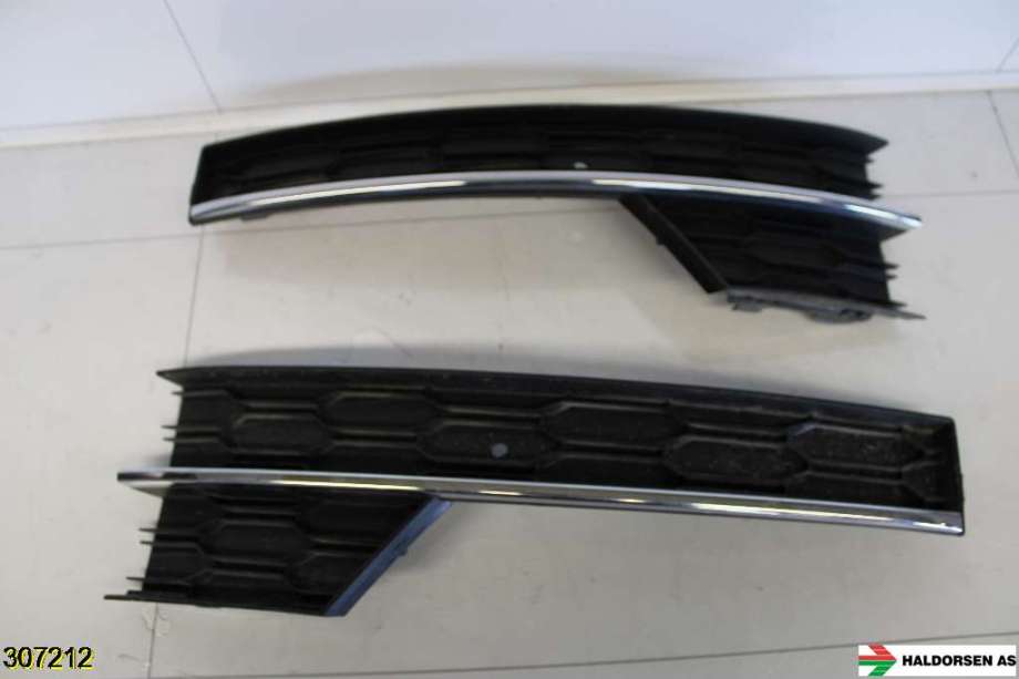 Frontlyktehus til Škoda Octavia 2017-2020 (Type III, Fase 2) (SKODA|5E0 807 681 G|5E0 807 682 G|)